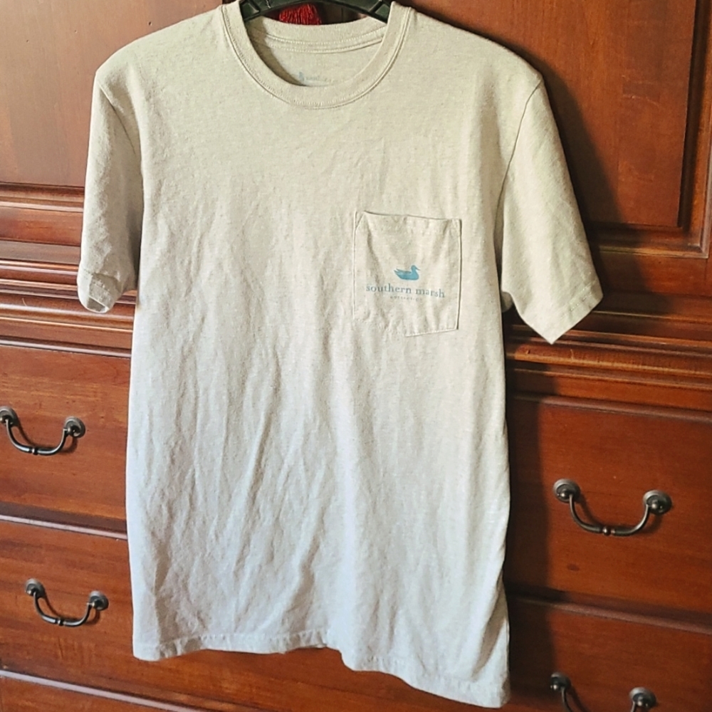 Southern Marsh t shirt Small